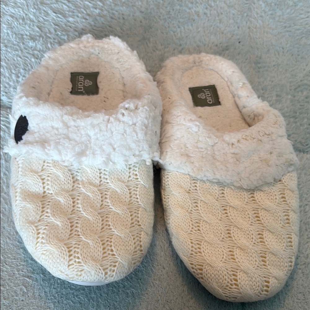 Cozy Cream Knit Slippers